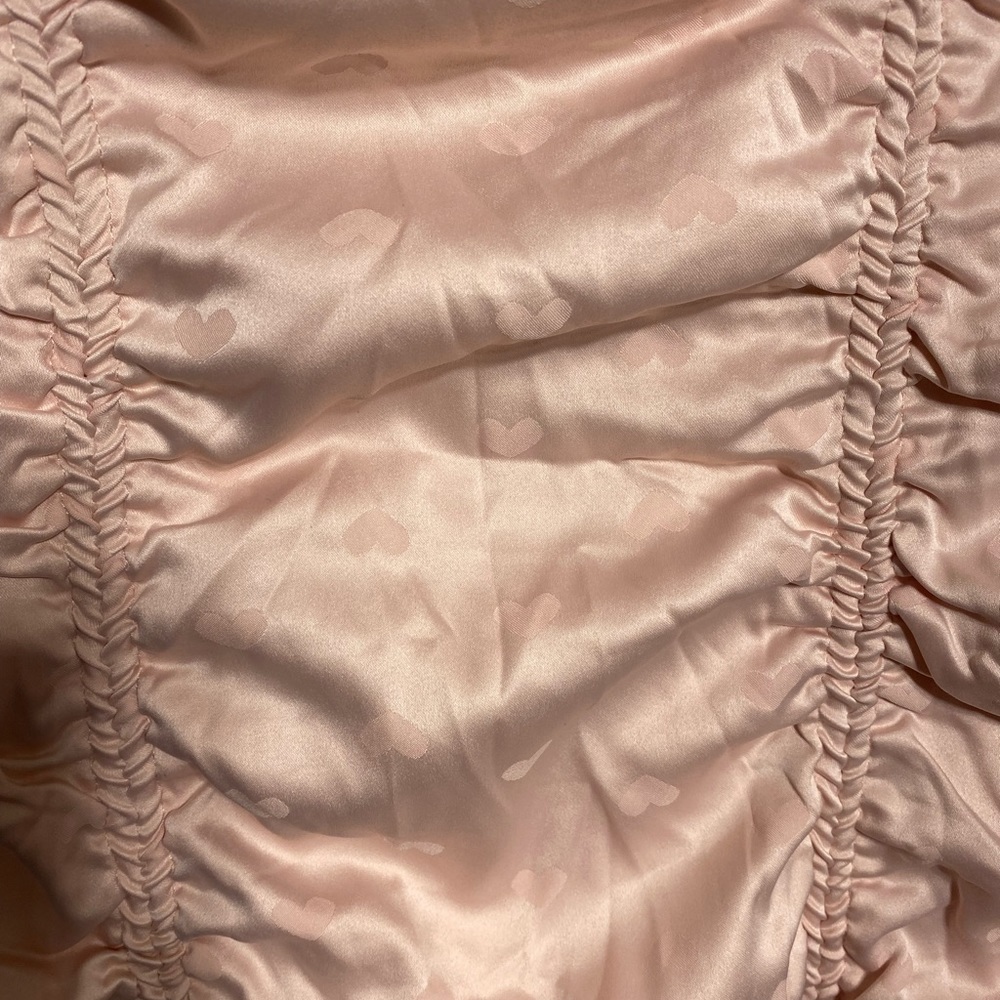 Storia Pink heart ruched mini dress - Picture 9 of 9